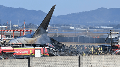 179 Passengers And Crew On South Korean Flight Presumed Dead After Horror Crash Landing Attempt