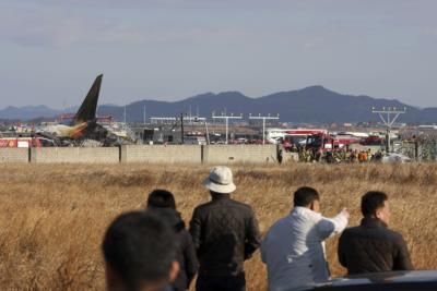 122 Dead In South Korea Plane Crash, 2 Survivors