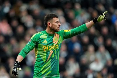 Newcastle boss Eddie Howe praises ‘low maintenance’ Martin Dubravka