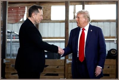 Trump Joins Team Musk in Heated MAGA Immigration Debate: 'I Have Many H-1B Visas on My Properties'