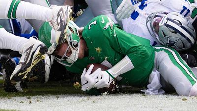 Kenny Pickett Out for Eagles After Eating Brutal Hit From Micah Parsons