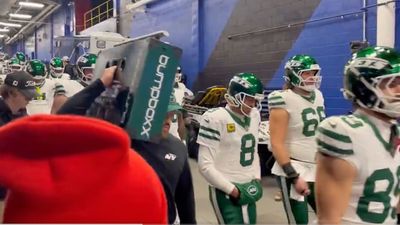 Aaron Rodgers, Jets Had Huge Boombox With Unlikely Walkout Song Before Blowout Loss