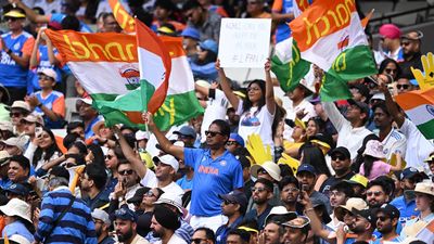 Australia-India smash Bradman-era crowd record