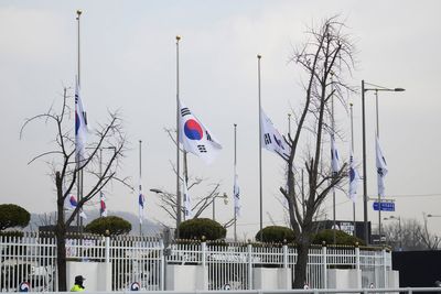 South Korea struggles to determine cause of plane crash that killed 179 people