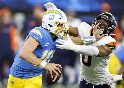 3 Broncos players fined for infractions vs. Chargers on ‘TNF’