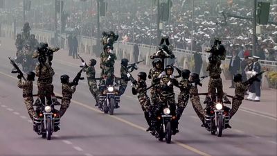 What the Hell Is Going On In This Indian Military Motorcycle Parade?