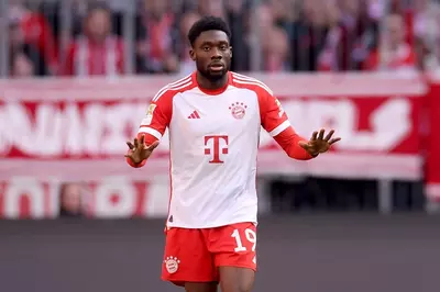 Alphonso Davies: Liverpool Target Bayern Star As Trent Replacement