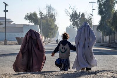 Afghanistan’s Taliban rulers say will close all NGOs employing women