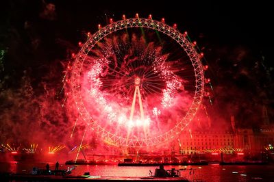 Will London's New Year's Eve fireworks be cancelled due to high winds?