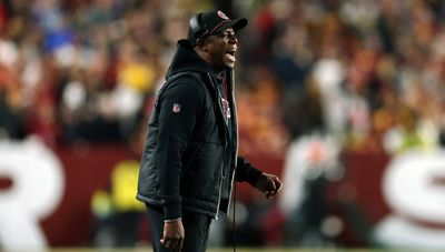 Raheem Morris explains why Falcons didn’t call timeout in 4th quarter