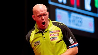 WATCH: Michael van Gerwen Beats Jeffrey de Graaf