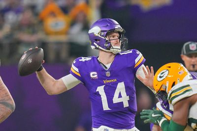 WATCH: Vikings give priceless reaction to Sam Darnold after Packers win