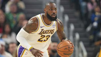 LeBron James Admits He Never Expected to Play Until Age 40 in NBA