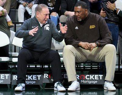 Michigan State overcomes sloppy start to beat Western Michigan by double-digits