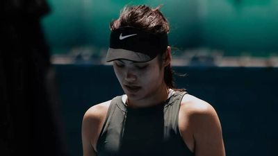 Emma Raducanu withdraws from Auckland Classic with back injury