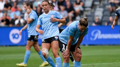 Leaders Melbourne City in double ALW penalty miss