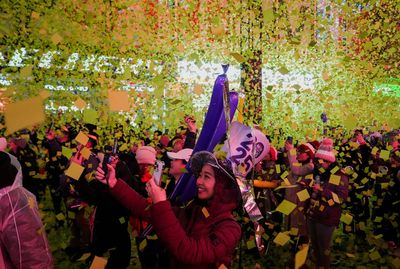 New Year 2025 LIVE: Thousands throng New York's Times Square to see in 2025 after London defies bad weather