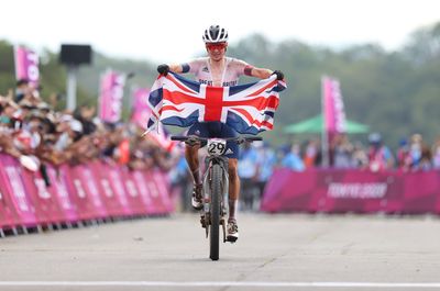 Tom Pidcock among 12 cyclists recognised in New Year's Honours list