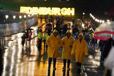 Tourists disappointed as Edinburgh’s Hogmanay street party and fireworks axed