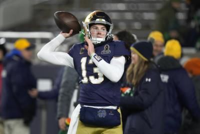 Notre Dame's Leonard Leads Team To Victory