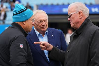 Cowboys pocket-watching VP says Eagles are headed for salary cap hell