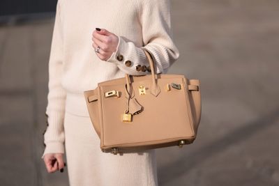 Walmart is selling a $78 dupe of the Hermès Birkin bag that fans say is so realistic it makes the expensive one obsolete