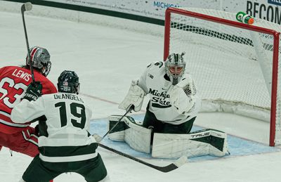 Spartan goalie wins Great Lakes Invitational MVP award