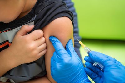 Whooping cough surges in US
