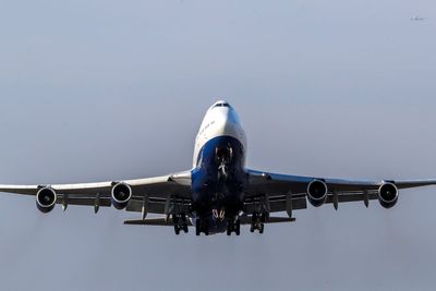 Lower-carbon jet fuel mandate comes into force