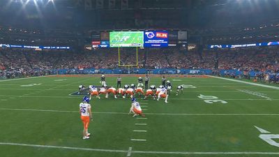 Boise State's Odd-Looking Fiesta Bowl Field-Goal Attempt Had Fans Asking Same Question