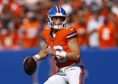 Broncos will wear throwback uniform vs. Chiefs in Week 18