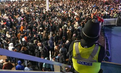 Thousands throng central Birmingham amid false rumour of New Year’s Eve fireworks