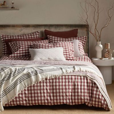 I’m a Sleep Editor, this is why brushed cotton bedding is top of my wishlist ahead of the change in season