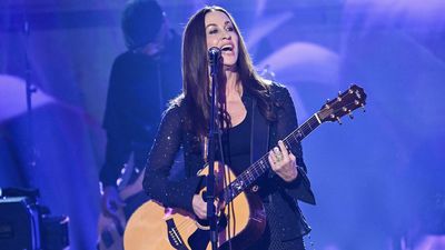 Watch Alanis Morissette celebrate the new year, and the 30th anniversary of her hugely successful Jagged Little Pill album, on Dick Clark's New Year's Rockin' Eve show