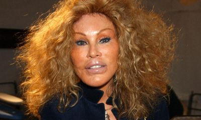 Jocelyne Wildenstein, socialite known for extreme cat-like plastic surgery, dies at 84