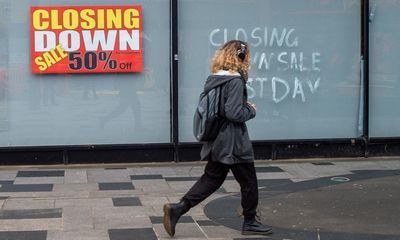 UK lost 37 shops a day in 2024, data suggests