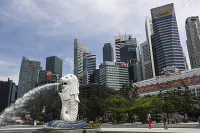 Singapore economy grows 4%, beating forecasts