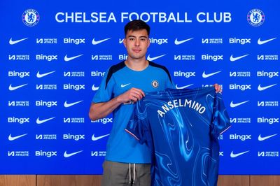 Chelsea: Aaron Anselmino tipped to become ‘great’ as Tottenham and Manchester United stars put on alert