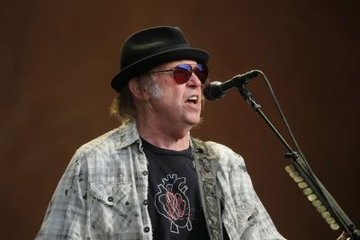 Neil Young turns down Glastonbury Festival due to BBC’s ‘corporate control’