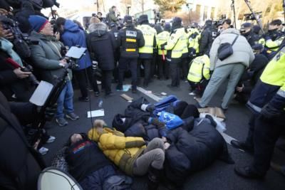 Impeached South Korean President Vows To Fight Detainment