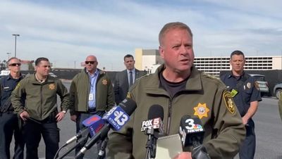 Las Vegas police give update on Cybertruck explosion outside Trump hotel