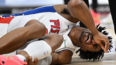 Pistons Guard Jaden Ivey Fractures Fibula, Out Indefinitely