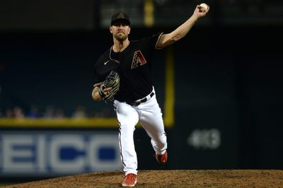 Phillies trade lefthanded pitcher Tyler Gilbert to White Sox