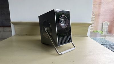 LG CineBeam Q (HU710PB)