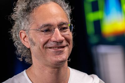 Veteran trader who correctly picked Palantir as top stock in 2024 reveals best stock for 2025