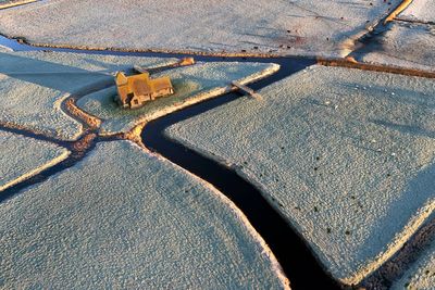 Temperatures plummet to minus 5C overnight as cold snap continues to grip UK