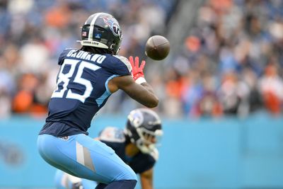 Titans injury report: Arden Key out, Chig Okonkwo limited