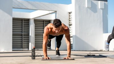 Calisthenics coach says this is the 20-minute workout you need to build full-body strength and boost fitness