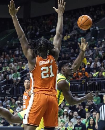 Illinois Dominates Oregon In 109-77 Road Victory