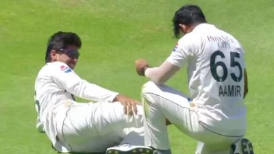 Injury scare for Pakistan as Saim Ayub limps off in second South Africa Test